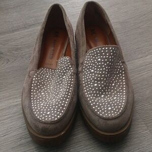 Anne Klein Taupe Suede Studded Slip-On Loafers Sz 8.5 EUC